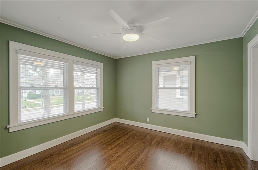 1012 W 71st Terrace — photo 26
