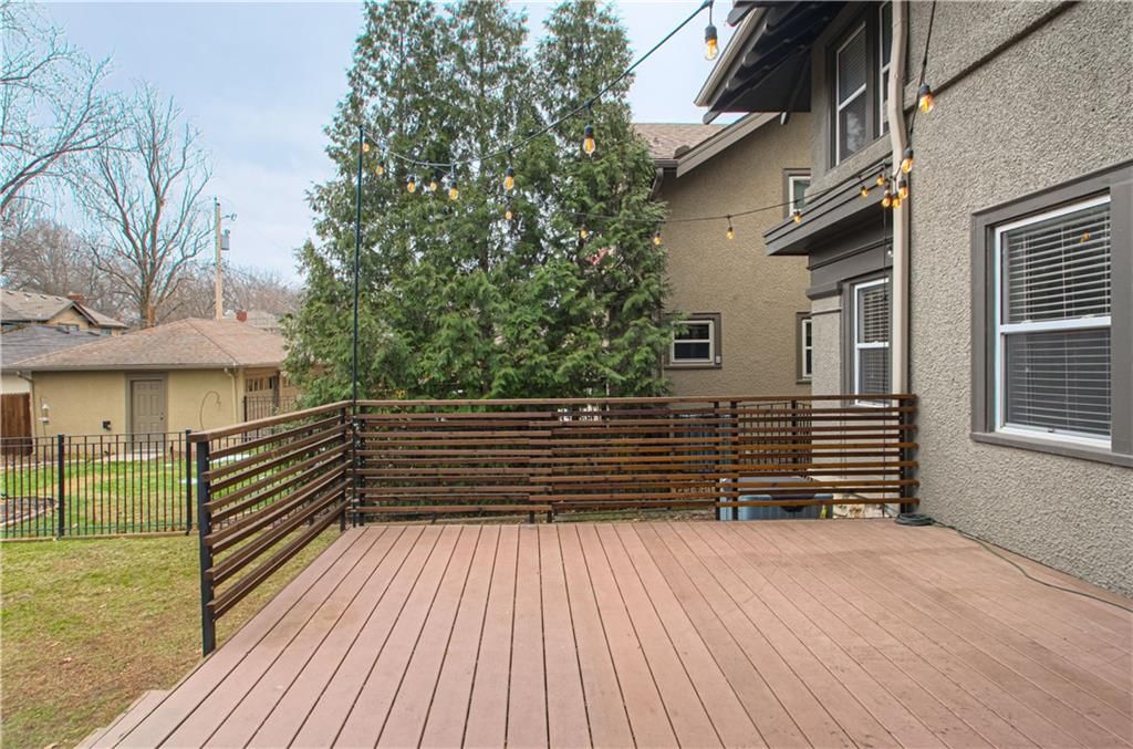 1012 W 71st Terrace — photo 35