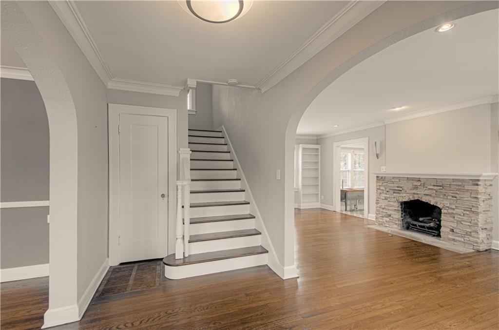 1012 W 71st Terrace — photo 5