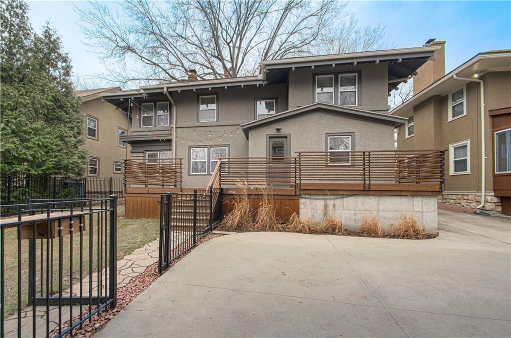 1012 W 71st Terrace — photo 47