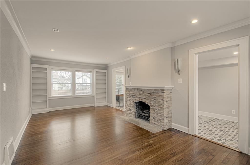 1012 W 71st Terrace — photo 7