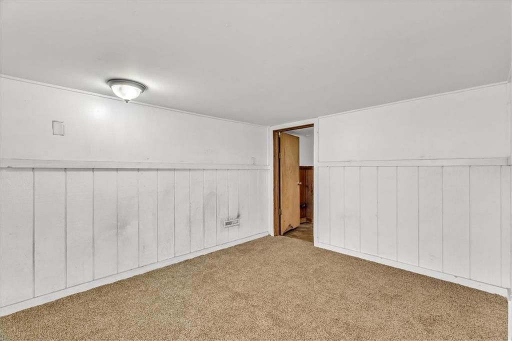 136 N Brookside Avenue — photo 18