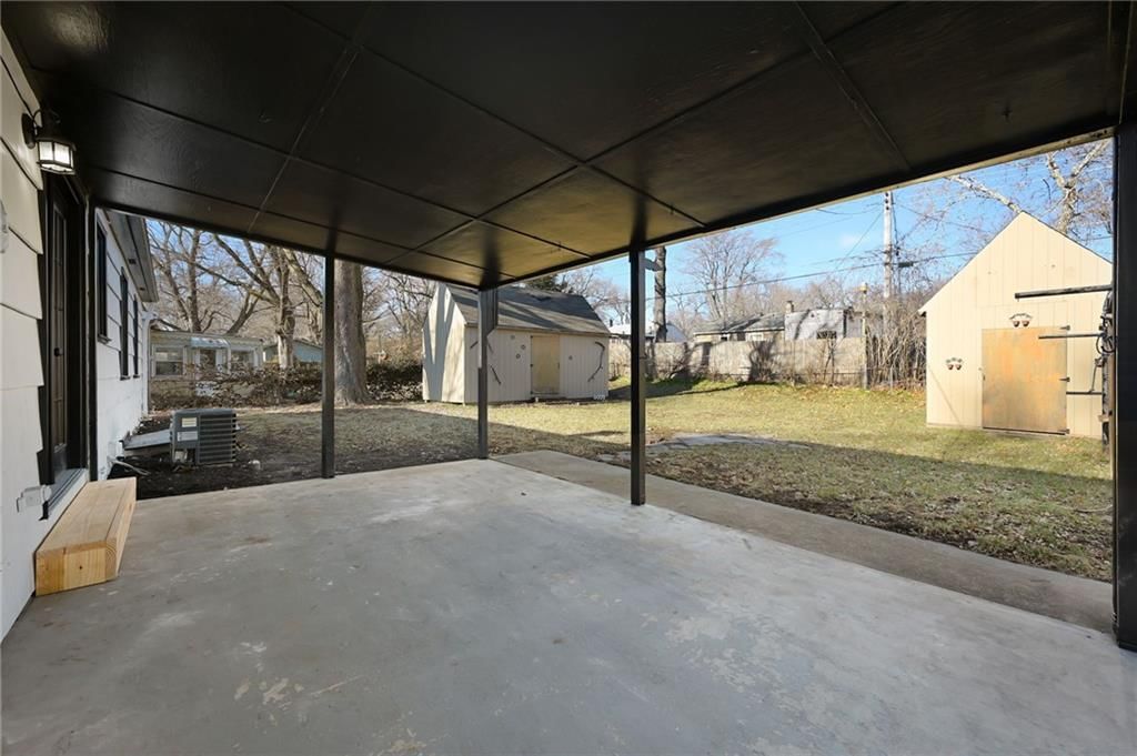 9106 E 74th Terrace — photo 4