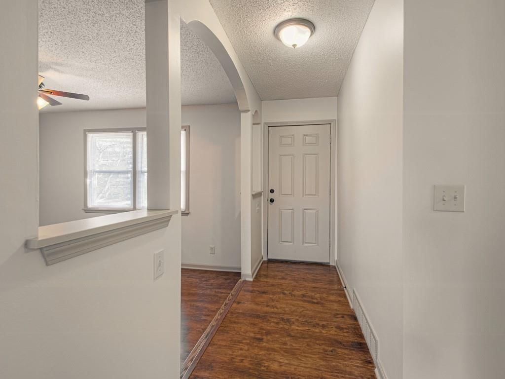 4010 NE ANTIOCH Road — photo 4