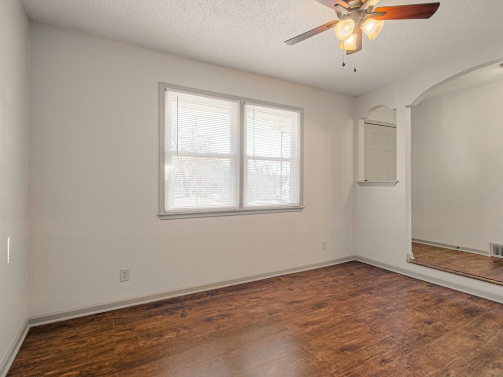 4010 NE ANTIOCH Road — photo 7