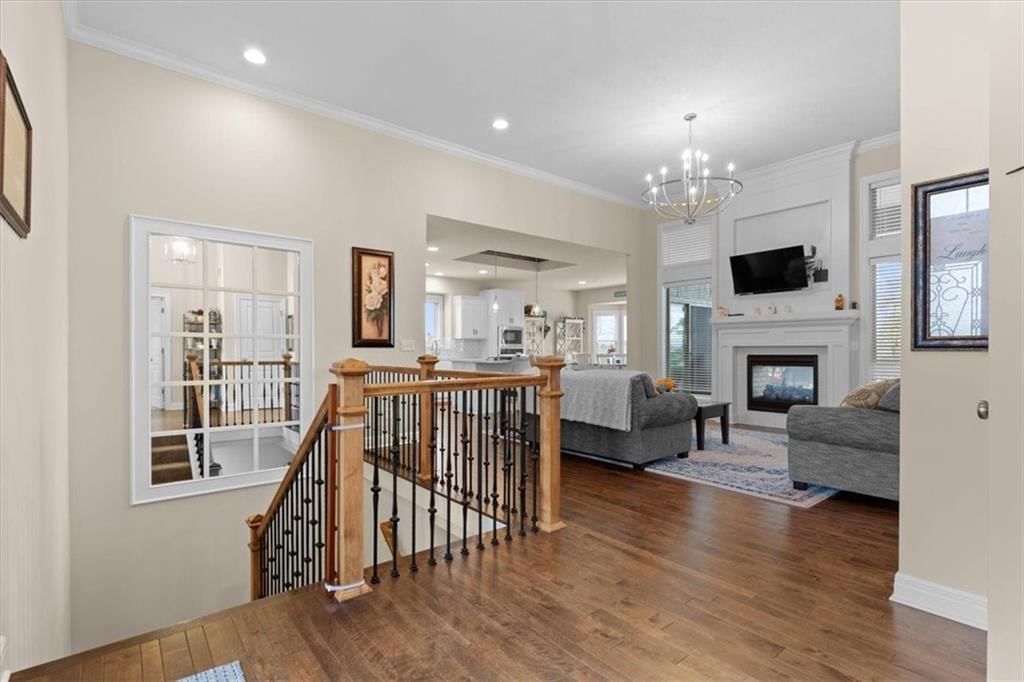 4325 Lakeview Terrace — photo 5