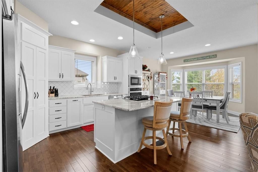 4325 Lakeview Terrace — photo 9