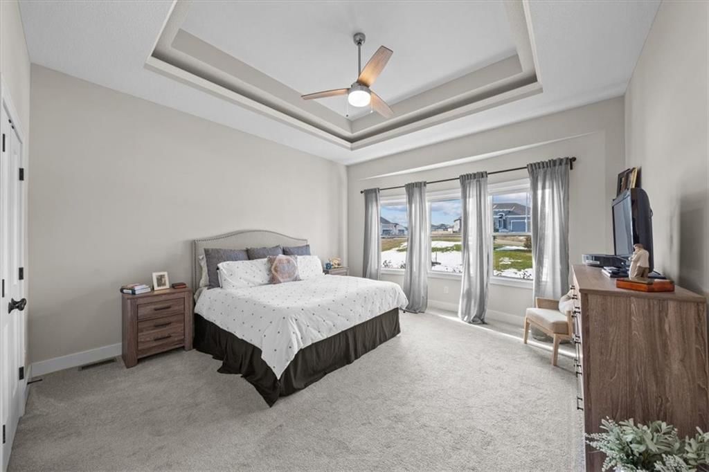 4300 Lakeshore Drive — photo 17