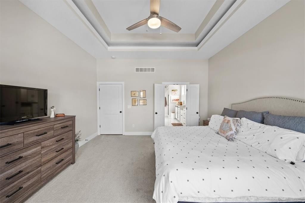 4300 Lakeshore Drive — photo 18