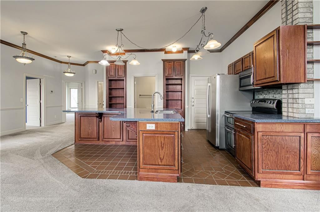 3625 North Main Street — photo 9