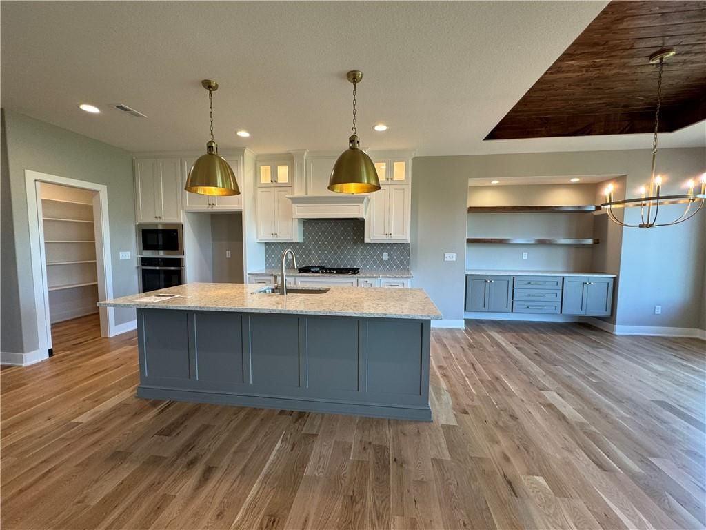 22412 W 90th Terrace — photo 4