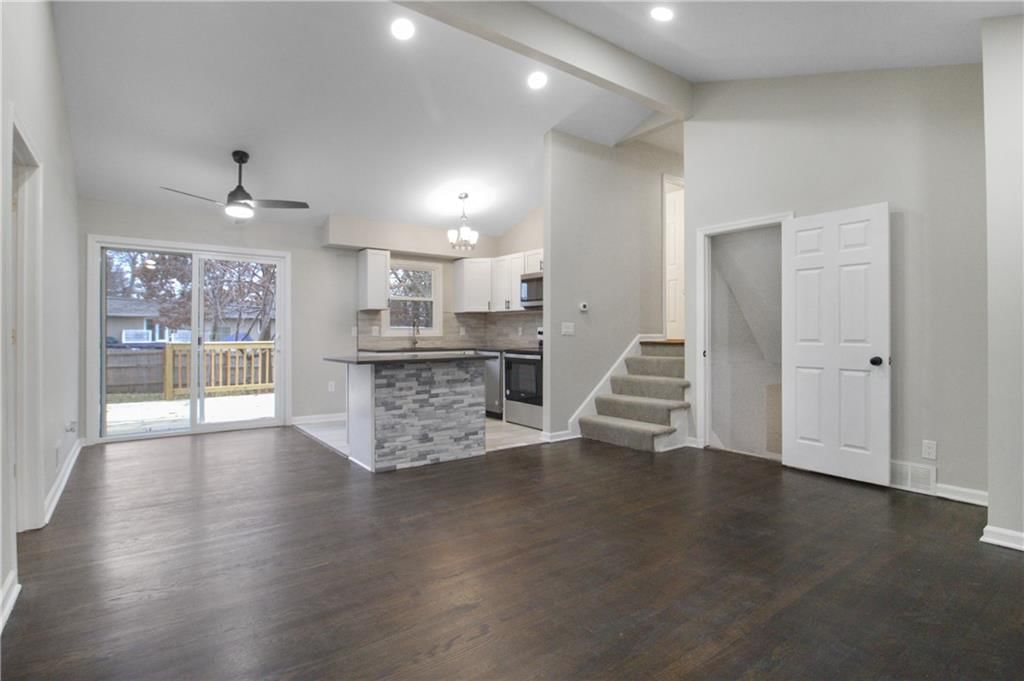 7502 N Avalon Street — photo 7