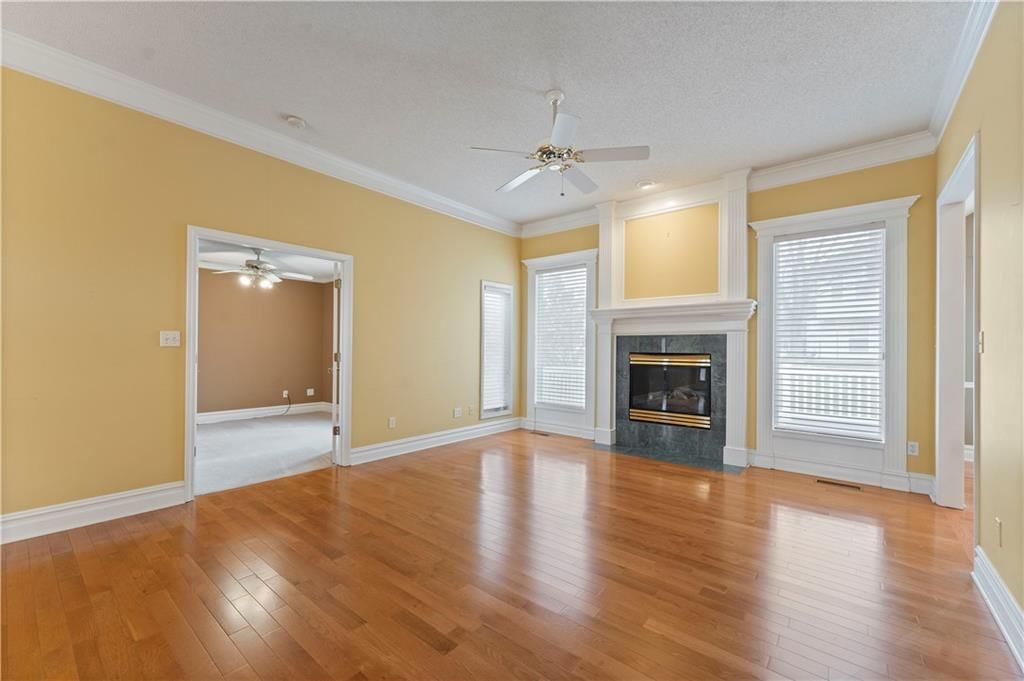 17812 E 30th Street — photo 3
