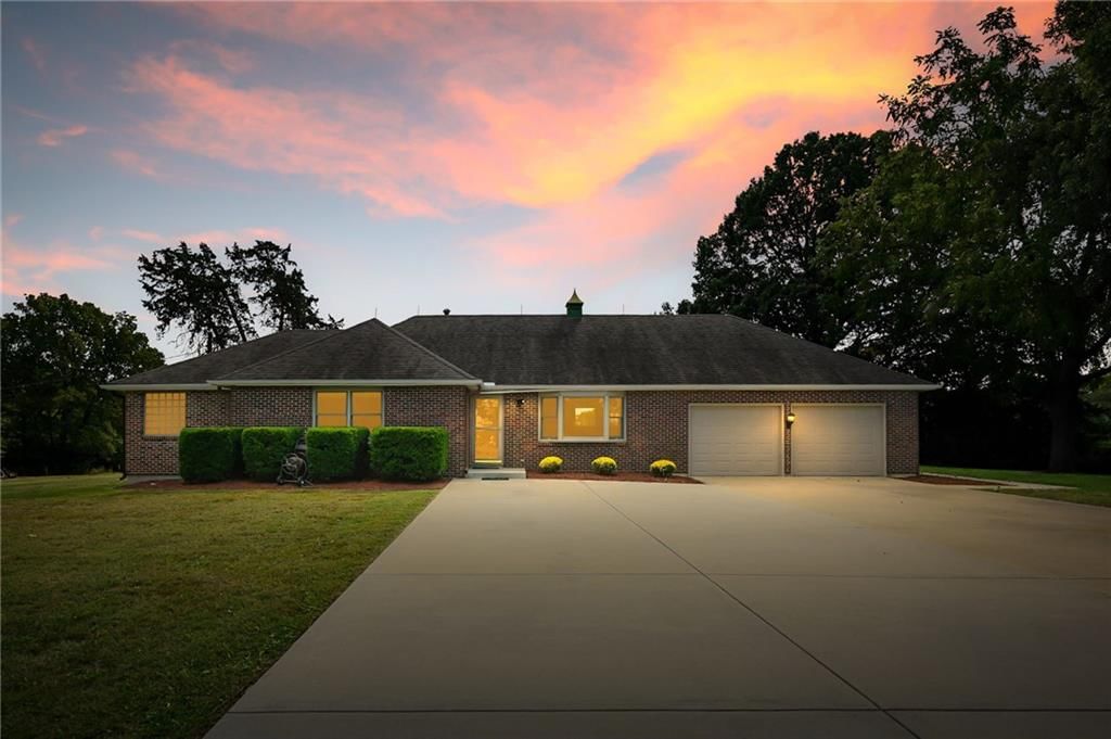 3385 W 183rd Street, Stilwell, KS