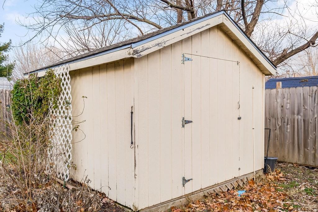 2021 Place Liberte Drive — photo 29