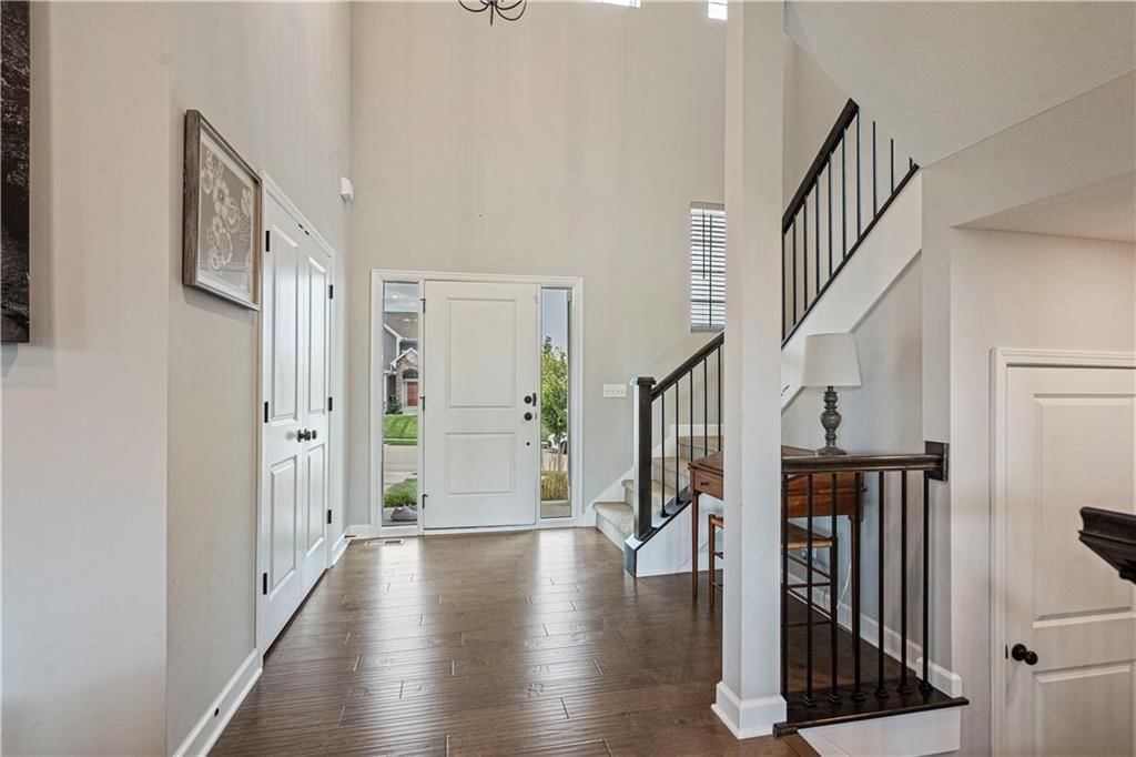10605 N Fisk Avenue — photo 2