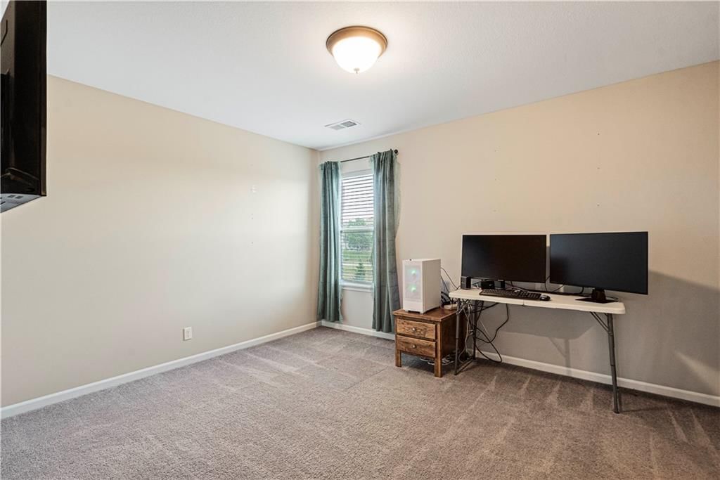 10605 N Fisk Avenue — photo 15