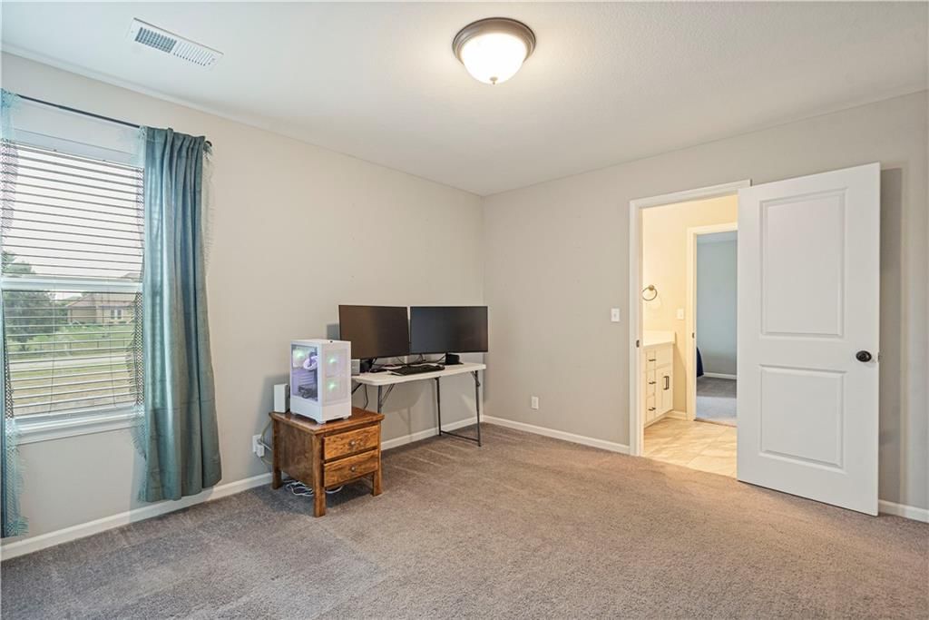 10605 N Fisk Avenue — photo 16