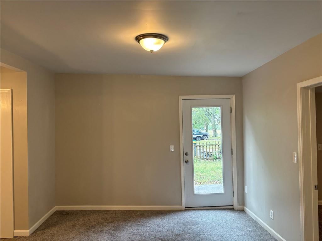 807 S 5th Street — photo 6