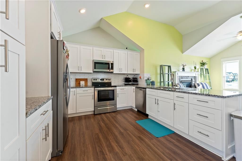 2220 Pemberton Drive — photo 11