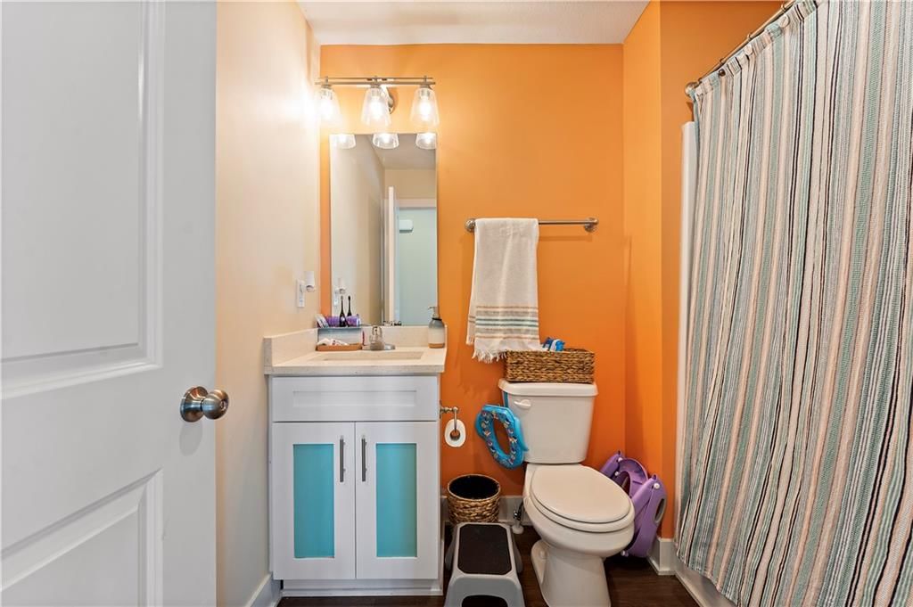 2220 Pemberton Drive — photo 20