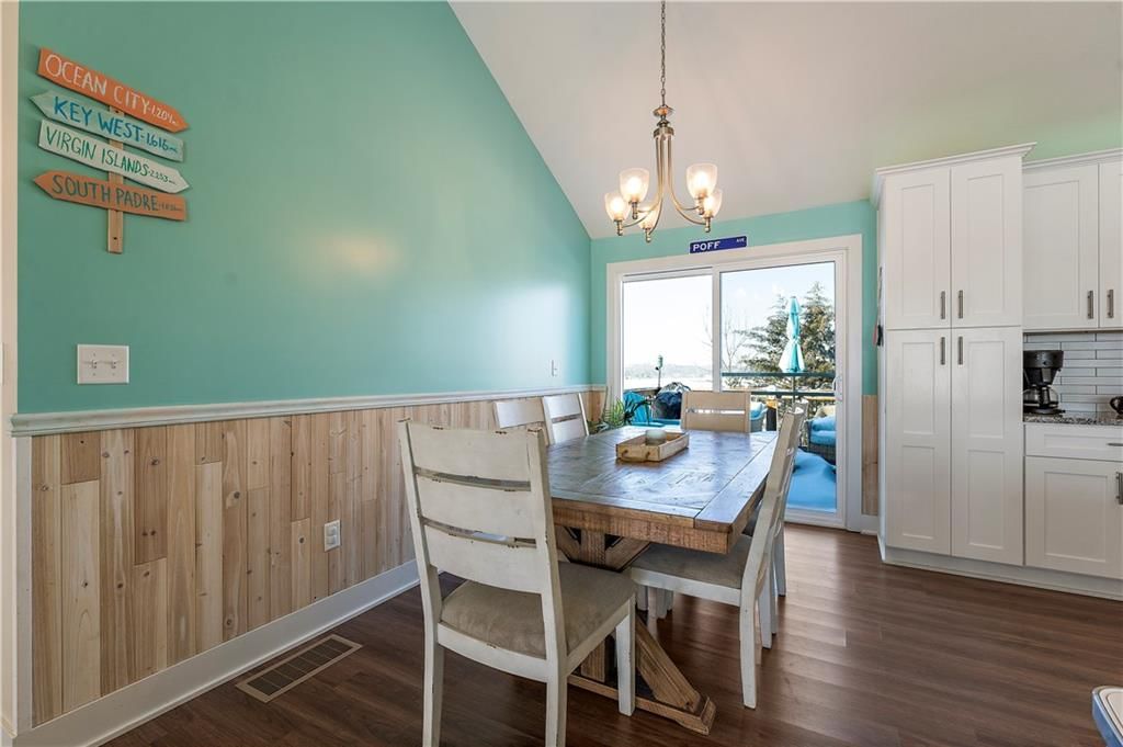 2220 Pemberton Drive — photo 3