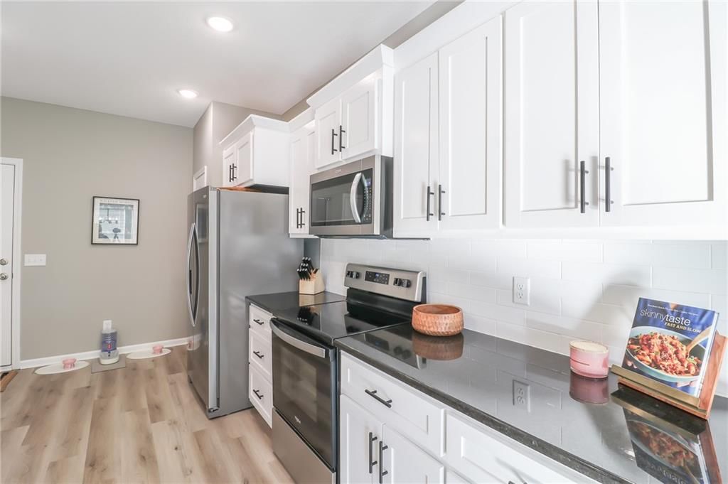 1506 Stoneybrooke Drive — photo 14