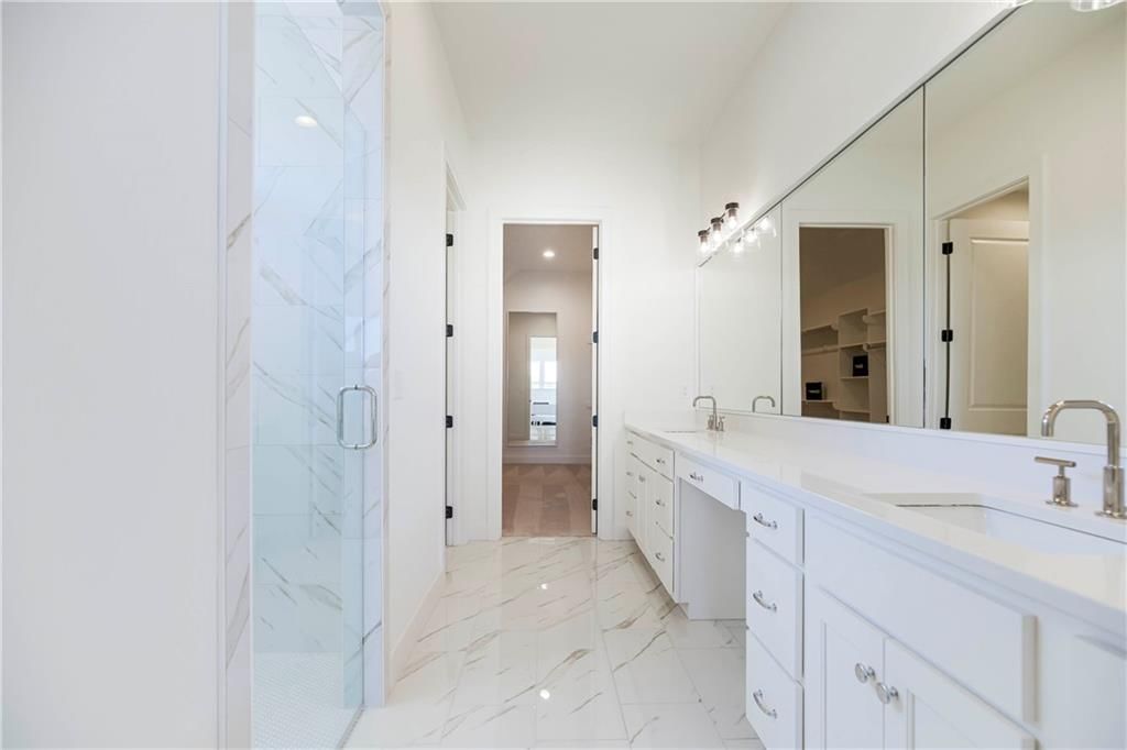 4218 W 158TH Terrace — photo 36