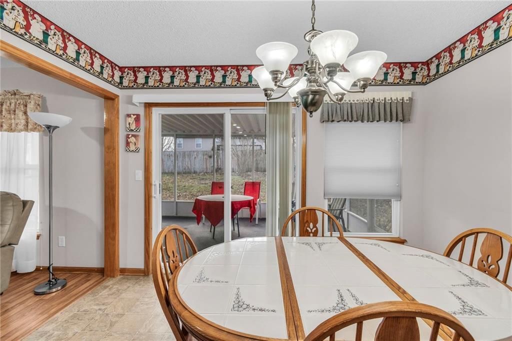 407 SW Crestview Drive — photo 5