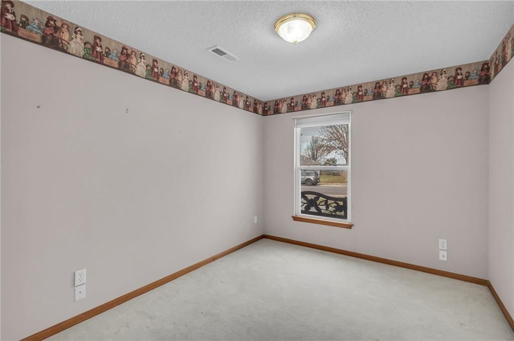 407 SW Crestview Drive — photo 8