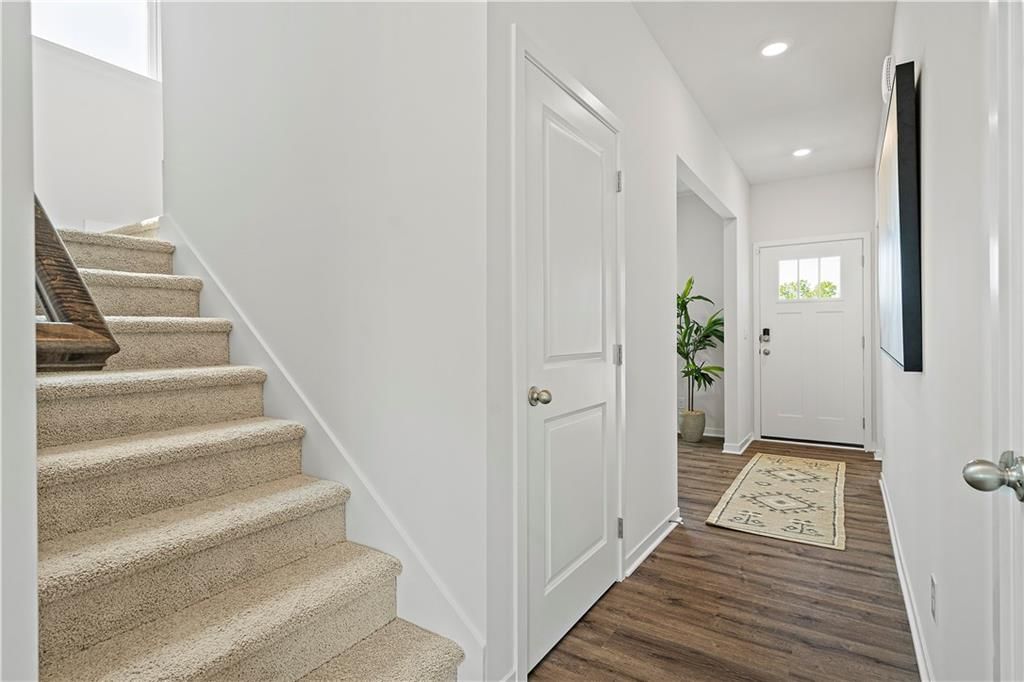1613 Maci Street — photo 5