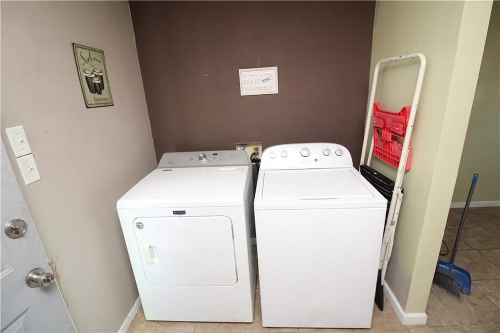 271 Meridian Street — photo 8