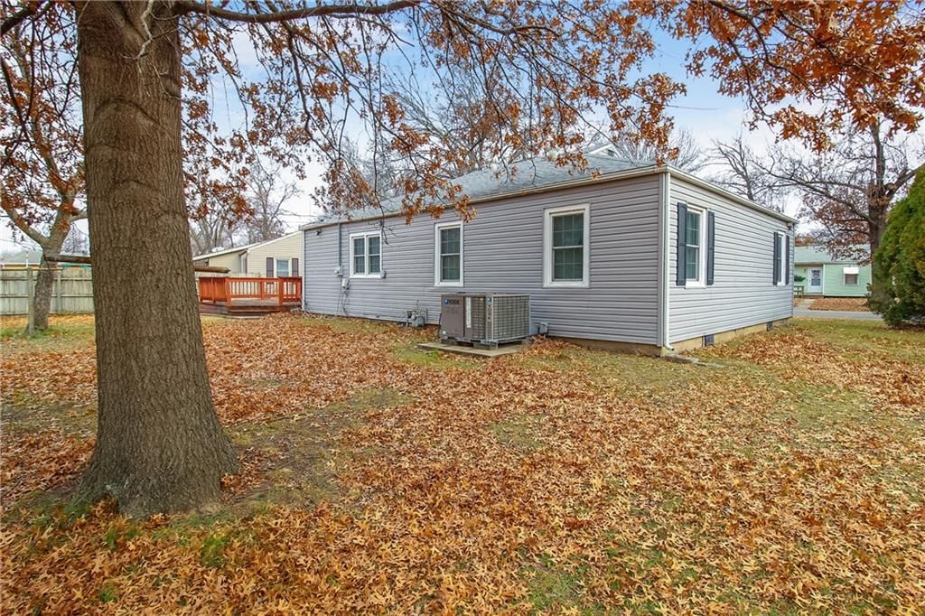 1223 Kimball Avenue — photo 12