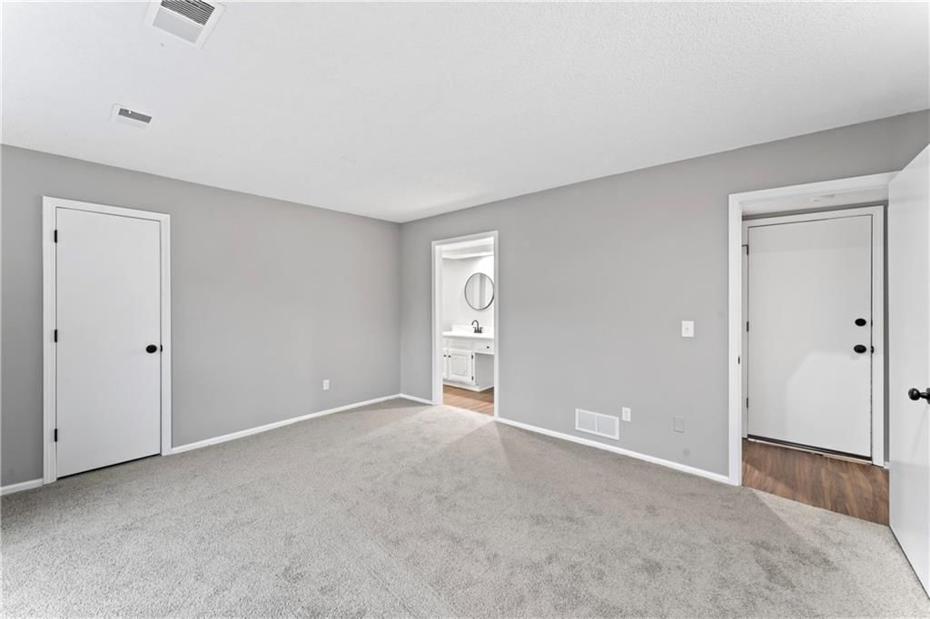 1217 E Jamestown Drive — photo 26