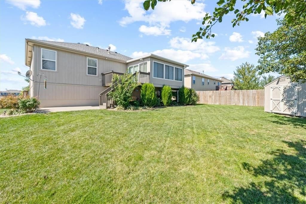 707 Hibiscus Circle — photo 33