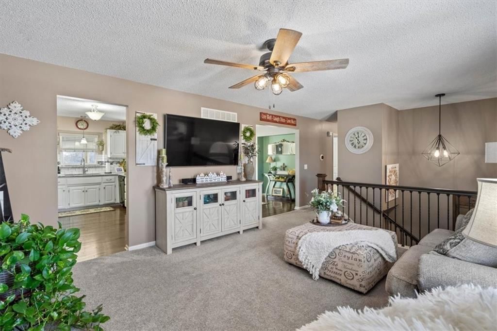 707 Hibiscus Circle — photo 9