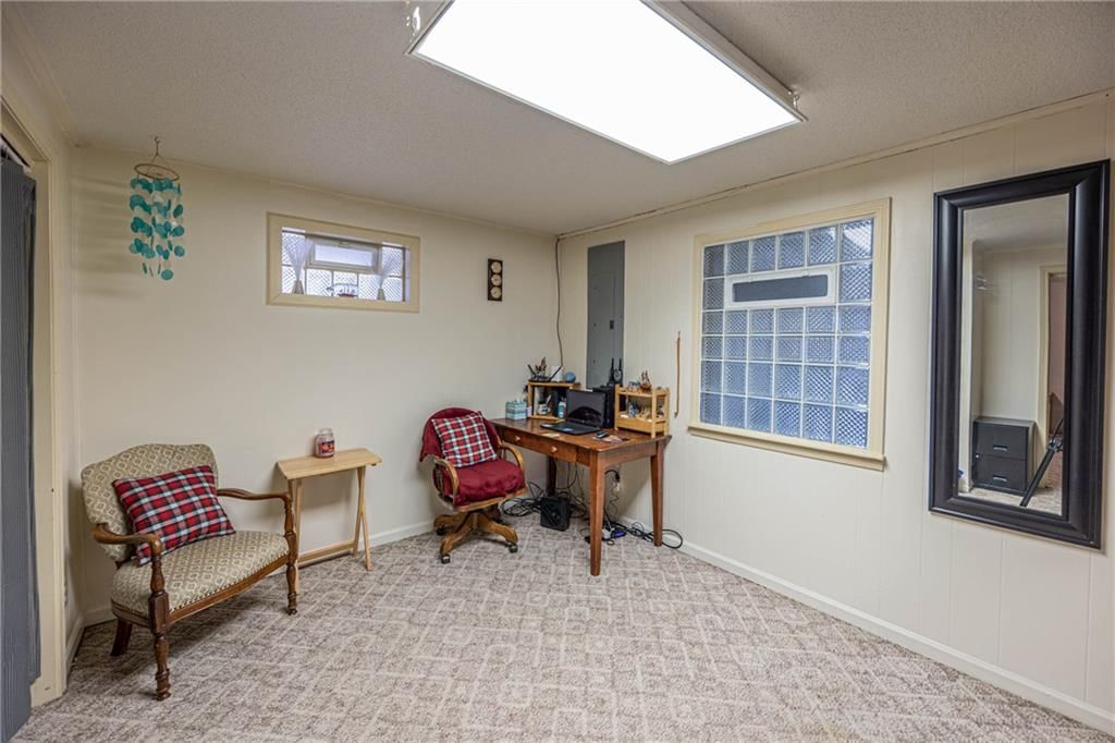 18469 Ronald Road — photo 14