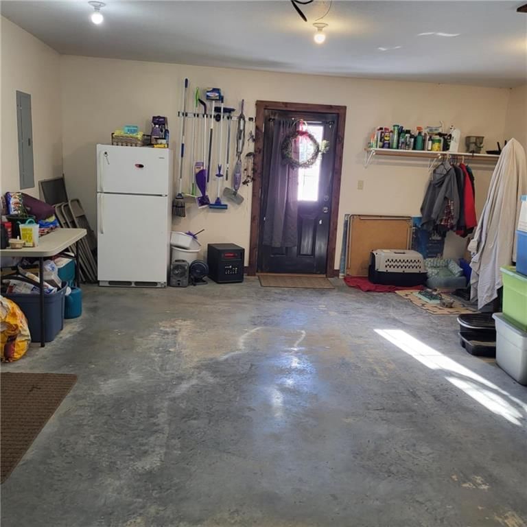 1116 NE E Highway — photo 46