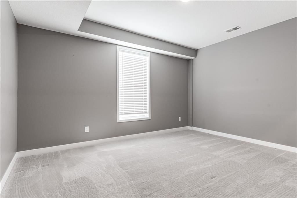9609 N Lenox Avenue — photo 25