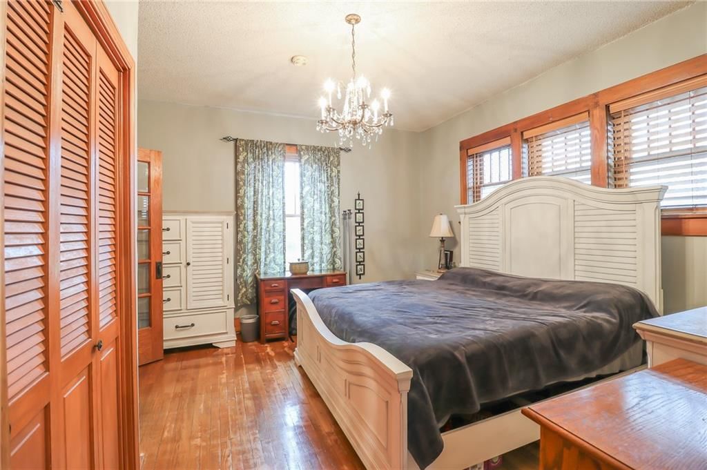 2609 Felix Street — photo 17