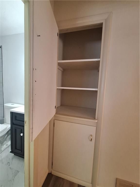 720 W Pine Street W — photo 11