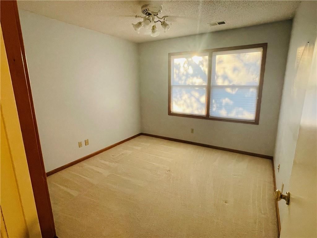 7401 Summit Street — photo 22