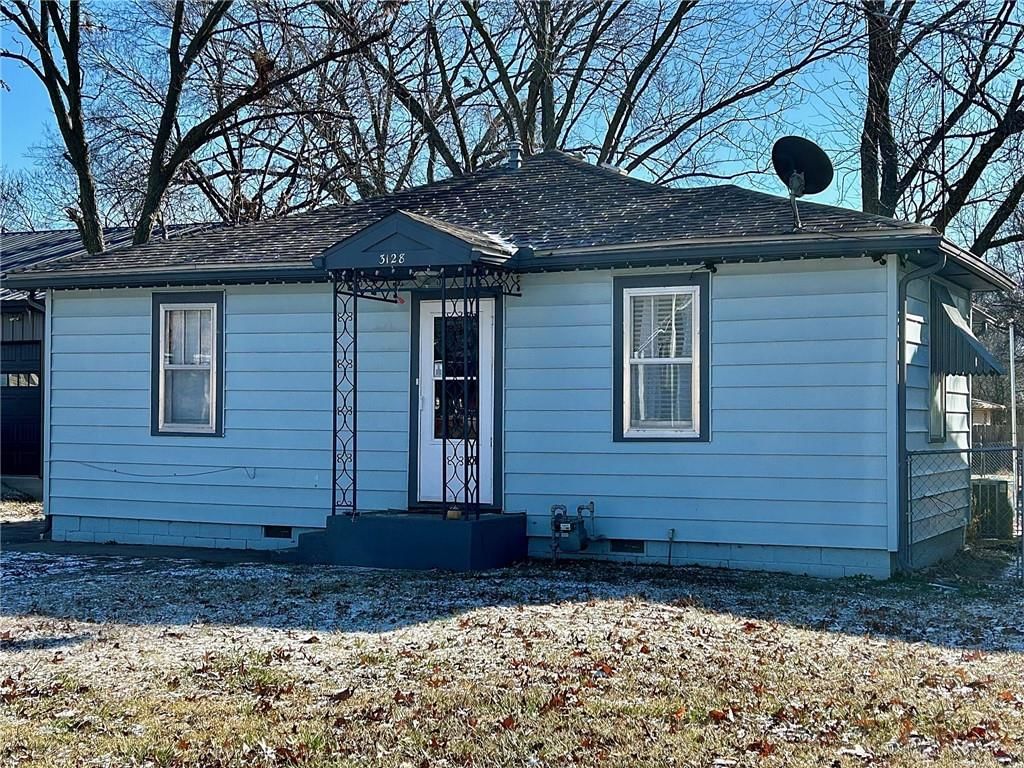 3128 Grand Avenue — photo 19