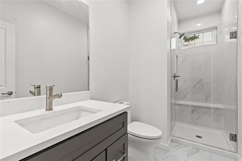3431 N 40th Street — photo 17
