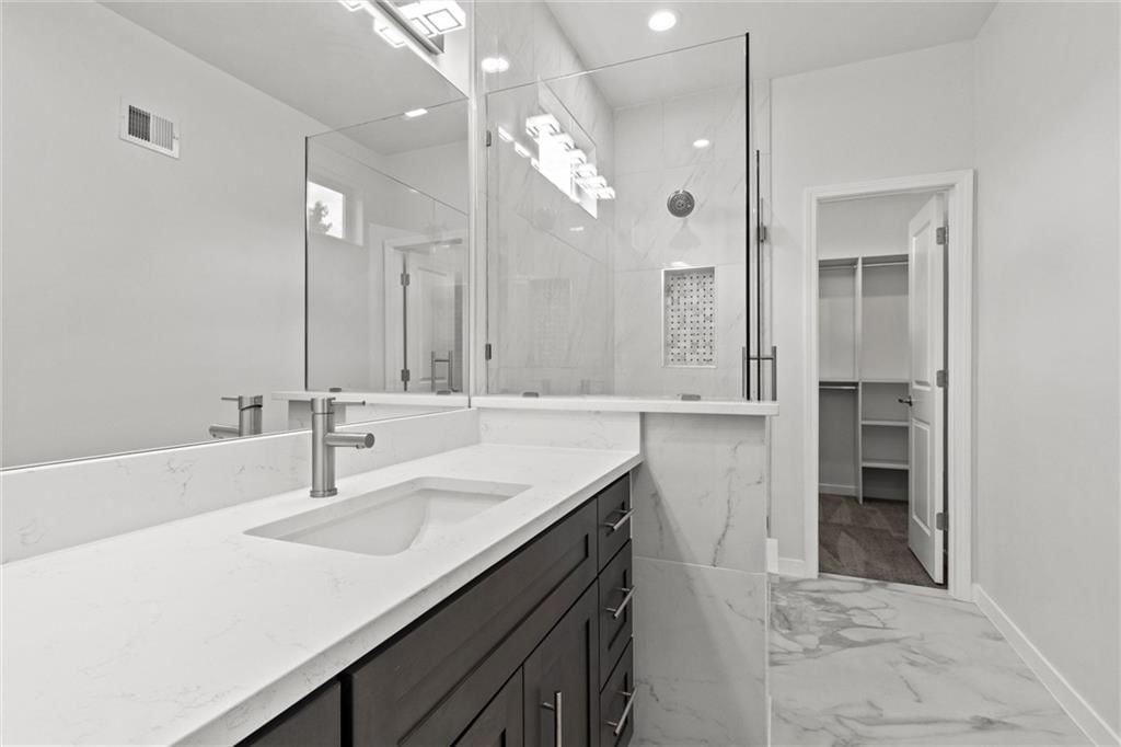 3431 N 40th Street — photo 21