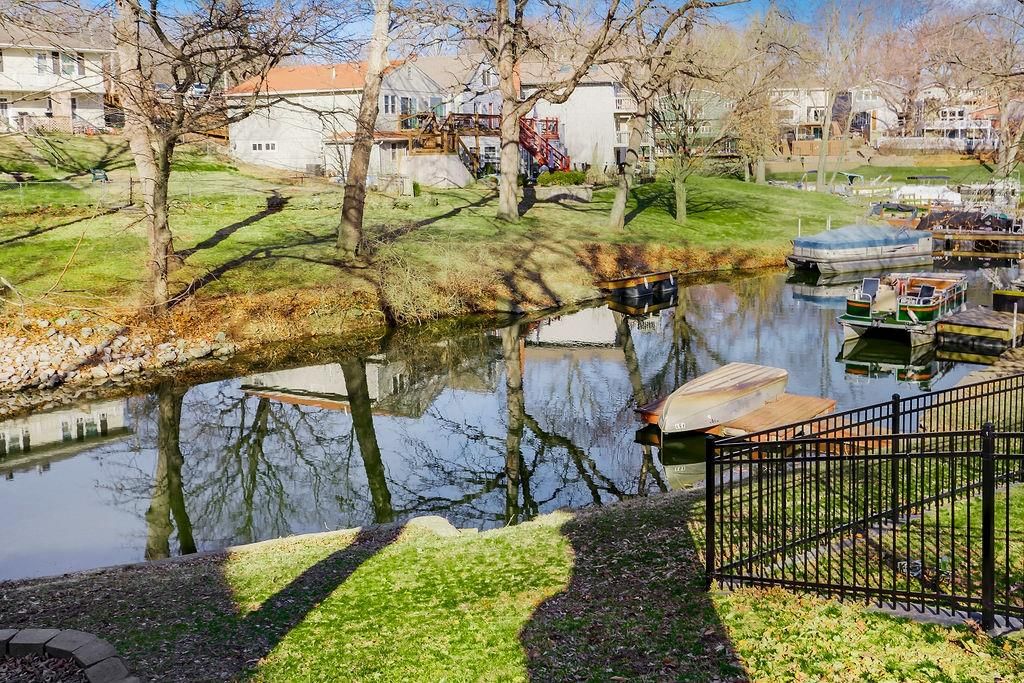 1053 NW South Shore Drive — photo 32