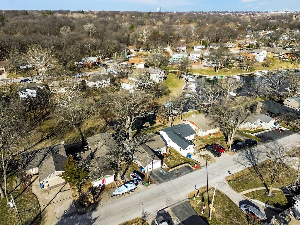 1053 NW South Shore Drive — photo 33
