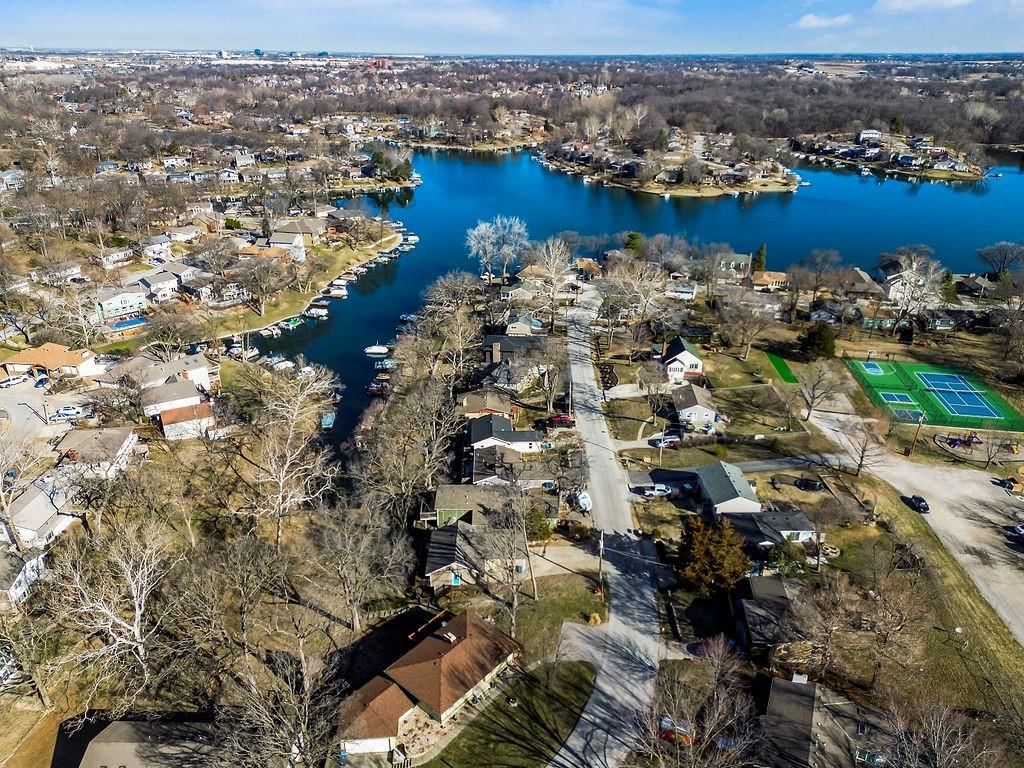 1053 NW South Shore Drive — photo 34