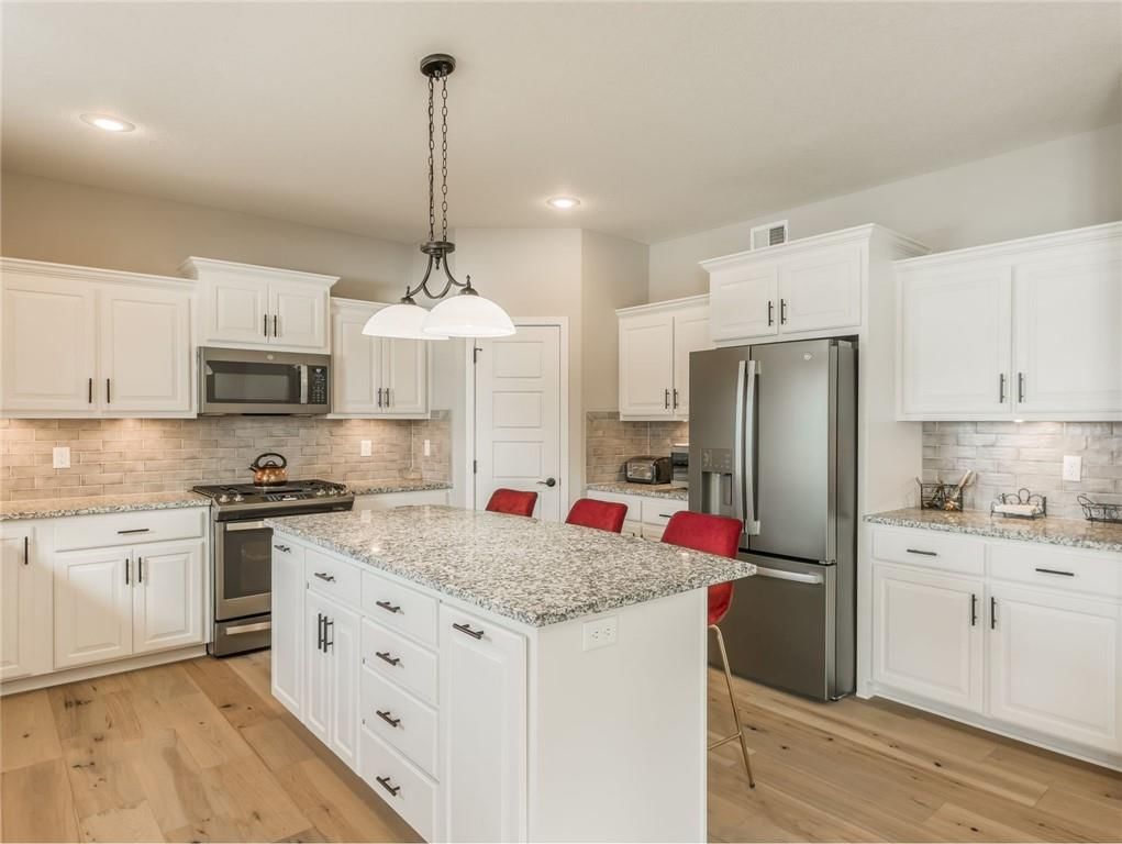 11004 N Crystal Avenue — photo 12