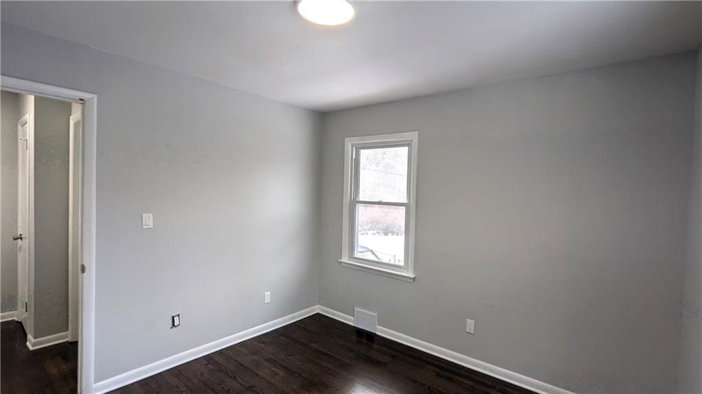 3718 E 56th Street — photo 24
